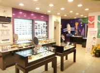 Kin Eye Store Iksan Branch[Tax Refund Shop](킨아이스토어 익산점) - Shopping - Korea travel and tourism information