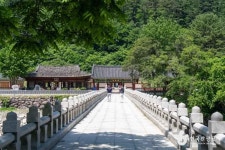 백담사 관광 정보와 주변 관광 명소 및 근처 맛집 여행 정보