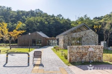 천왕산 북카페 문화 정보와 주변 관광 명소 및 근처 맛집 여행 정보
