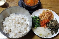 뽀야네식당 (2026) - 강원특별자치도 화천군 가볼만한곳 - 관광지랭킹