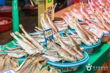 동문수산시장 쇼핑 정보와 주변 관광 명소 및 근처 맛집 여행 정보