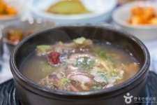 장수젊은한우영농조합법인 (2026) - 전북특별자치도 장수군 가볼만한곳 - 관광지랭킹