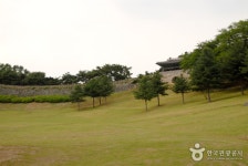 Cheongju Sangdangsanseong Fortress (청주 상당산성) - Korea Tour Ranking