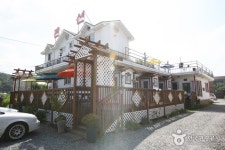 꽃향기펜션 - 충청남도 태안군 - 가볼만한곳 - 관광지랭킹