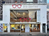 New Balance - Pusan Nat’l Univ. Branch [Tax Refund Shop](뉴발란스 부산대점) - Korea Tour Ranking