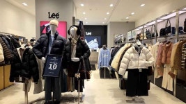 Lee 현대백화점 킨텍스점 쇼핑 정보와 주변 관광 명소 및 근처 맛집 여행 정보