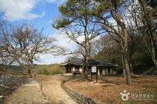 Chungcheong Suyeongseong Fortress in Boryeong (보령 충청수영성) - 관광지랭킹