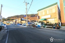 수봉식당 (2026) - 경상남도 통영시 가볼만한곳 - 관광지랭킹