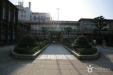 부산광역시립 부전도서관 (2026) - 부산광역시 부산진구 가볼만한곳 - 관광지랭킹