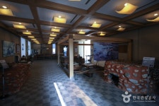 eonju Hanji Museum (전주한지박물관) - 관광지랭킹