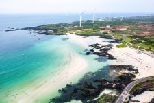 Gimnyeong Seongsegihaebyeon Beach (김녕성세기해변 (김녕해수욕장)) - 관광지랭킹