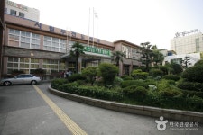 부산광역시립 부전도서관 - 부산광역시 부산진구 - 가볼만한곳 - 관광지랭킹