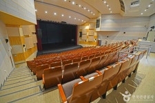 옥천문화예술회관 - 충청북도 옥천군 - 가볼만한곳 - 관광지랭킹