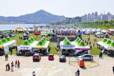 영산포 홍어·한우축제 개막… 홍어 소·도매시장 확대와 미식관 홍보로 지역경제 활성화 기대