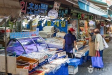 인헌시장 쇼핑 정보와 주변 관광 명소 및 근처 맛집 여행 정보