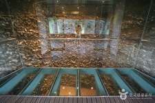 Archaeological Site in Bonghwang-dong, Gimhae (김해 봉황동 유적) - Korea Tour Ranking
