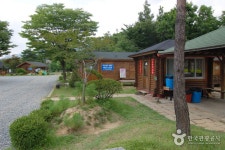 Daedunsan Recreational Forest (대둔산자연휴양림) - Korea Tour Ranking