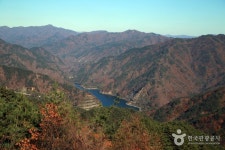 국제 평화 아트 파크 - 강원특별자치도 화천군 - 가볼만한곳 - 관광지랭킹