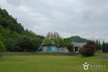 Yanggu Prehistory Museum (양구선사박물관) - 관광지랭킹