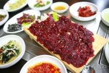 계곡에서 탁족을 즐기고, 와인 한 잔에 역사를 음미하다 - 전라북도 무주군 - 가볼만한곳 - 관광지랭킹