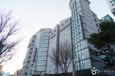 백남준아트센터 - 경기도 용인시 기흥구 - 가볼만한곳 - 관광지랭킹