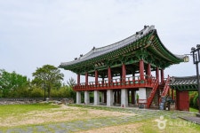 함월루 관광 정보와 주변 관광 명소 및 근처 맛집 여행 정보
