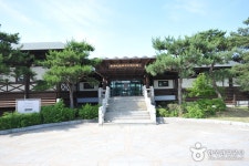 Byeokgolje Museum of Agricultural Culture (벽골제 농경문화 박물관) - 관광지랭킹