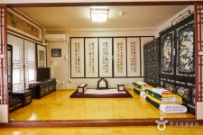 전주 한옥마을의 대표 고택 학인당, 국권 회복 염원과 판소리 공간미학으로 세대를 잇다