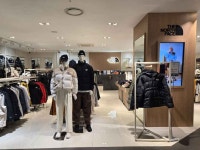 The North Face - Hyundai Outlet Garden Five Branch [Tax Refund Shop] (노스페이스 현대아울렛 가든파이브점) - Korea Tour Ranking