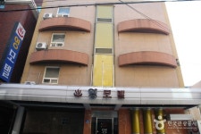 고령박씨종중재실 - 충청남도 천안시 동남구 - 가볼만한곳 - 관광지랭킹