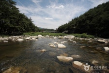 Geochang Suseungdae Rock (거창 수승대) - 관광지랭킹
