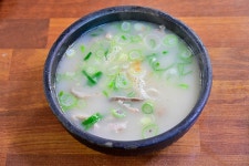 영진돼지국밥 - 부산광역시 사하구 - 가볼만한곳 - 관광지랭킹