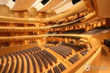 Goyang Aram Nuri Arts Center (고양 아람누리) - Korea Tour Ranking
