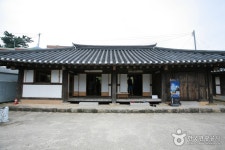 김영삼 전 대통령 생가 - 경상남도 거제시 - 가볼만한곳 - 관광지랭킹