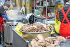 웃장 국밥골목 관광 정보와 주변 관광 명소 및 근처 맛집 여행 정보