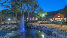 아쿠아틱리조트 숙박 정보와 주변 관광 명소 및 근처 맛집 여행 정보