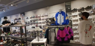 ABC-Mart - Gwangju Chungjang-ro 2(i)-ga Branch [Tax Refund Shop] (ABC마트 광주충장로2가) - 관광지랭킹