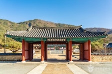 운강이강년기념관 (2026) - 경상북도 문경시 가볼만한곳 - 관광지랭킹