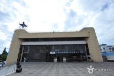 전주 덕진예술회관 문화 정보와 주변 관광 명소 및 근처 맛집 여행 정보