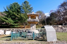 충주 미륵대원지 사각석등 - 충청북도 충주시 - 가볼만한곳 - 관광지랭킹