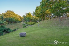 봉황대공원 관광 정보와 주변 관광 명소 및 근처 맛집 여행 정보