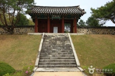 김시민장군 충민사 - 충청북도 괴산군 - 가볼만한곳 - 관광지랭킹