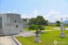휘목아트타운 미술관 - 전북특별자치도 부안군 - 가볼만한곳 - 관광지랭킹