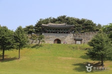 Cheongju Sangdangsanseong Fortress (청주 상당산성) - Korea Tour Ranking