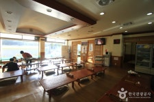 용전식육회관 음식점 정보와 주변 관광 명소 및 근처 맛집 여행 정보