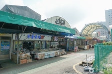 진흥종합시장 쇼핑 정보와 주변 관광 명소 및 근처 맛집 여행 정보