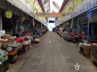 영광장 (1, 6일) 쇼핑 정보와 주변 관광 명소 및 근처 맛집 여행 정보