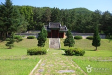 영동 추풍령 전적 및 장지현 순절비 - 충청북도 영동군 - 가볼만한곳 - 관광지랭킹