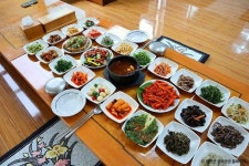 해인사 뚝배기가든식당 음식점 정보와 주변 관광 명소 및 근처 맛집 여행 정보