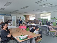 소통참여 > 거제미디어 > 보도자료 > 외포바다마을 작은도서관, “출판도시 체험교실 운영”호응 | 거제시청